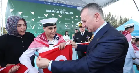 Kocaeli'de vatan aşkıyla, çakı gibi asker oldular