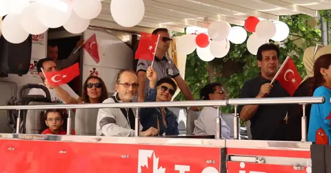 19 Mayıs’a özel İzmit’te şehir turu
