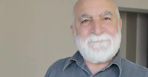 Yazar Mustafa Özke’nin ‘Dışarıdaki Ben’ öyküsü 100 binlere ulaştı