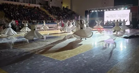 Konya Büyükşehir Sema Topluluğu'ndan görkemli gösteri