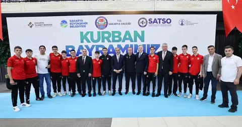 Sakarya Büyükşehir'den bayram kutlaması