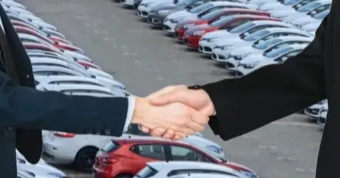İkinci el araçta ‘6 ay 6 bin kilometre’ ve ilan kısıtlaması 2027’ye kadar uzatıldı