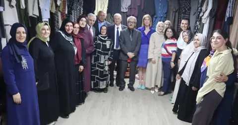 İZMEK yıl sonu sergisi Çubuklubala’da açıldı
