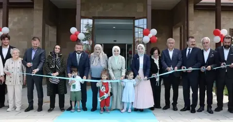 Bakan Göktaş, Darülaceze'de kreş açılışına katıldı