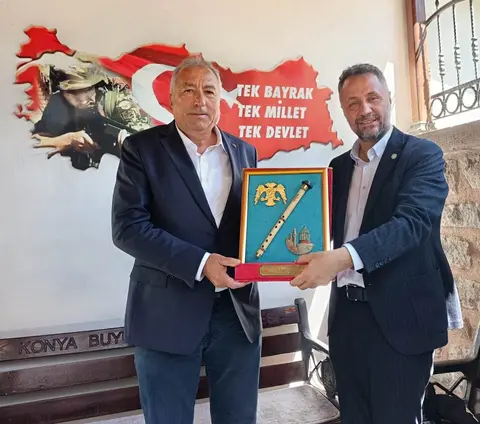İYİ Parti Konya'dan gazi ve şehit aileleri derneğine ziyaret