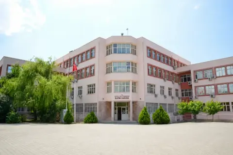 Türkiye'nin 3. devlet üniversitesi oldu: DEÜ AACSB aldı