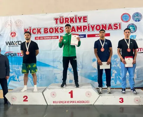 MERAM’DAN KİCK BOKSTA YENİ BİR GURUR TABLOSU DAHA