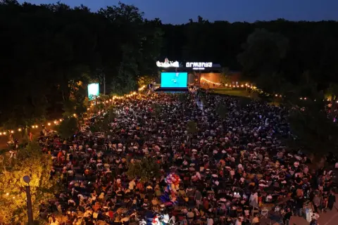 Ormanya'da Açık Hava Sineması: Cuma Gecesi Film Keyfi