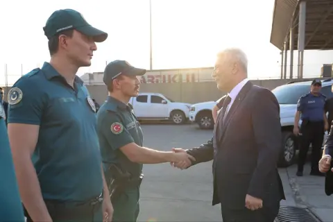 Habur'dan yılın ilk yarısında 4 bin 98 yolcu girdi