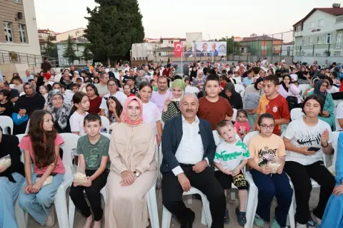 Gebze'de Açık Havada Rafadan Tayfa Seyri