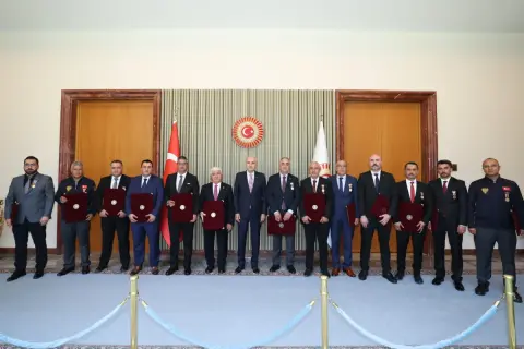 TBMM'den 15 Temmuz gazilerine teşekkür beratı
