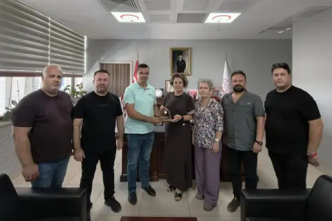 EGD'den Başhekim Şimşek'e Ziyaret: Gazetecilere Sağlık Kolaylığı