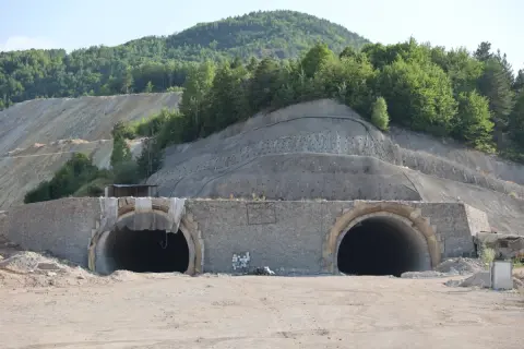 Karadeniz'i Akdeniz'e bağlayacak... 8 bakan eskiten tünel halen açılmadı!