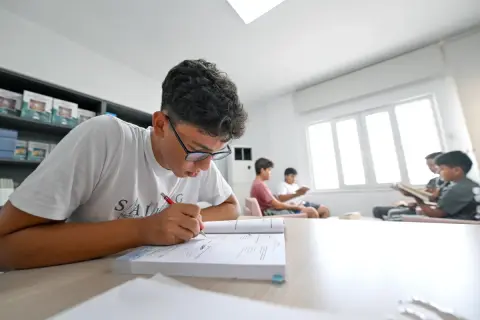 Aydıncık Okuma Salonu: Sınava Hazırlananların Yeni Adresi