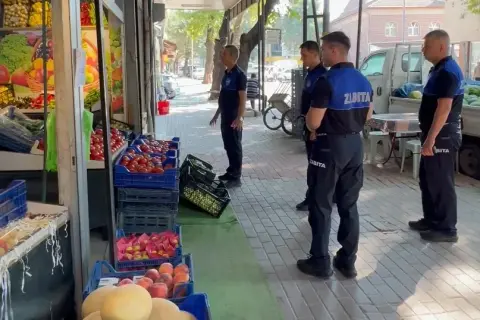 İnegöl'de kaldırım işgali denetimi: İşletmelere uyarı