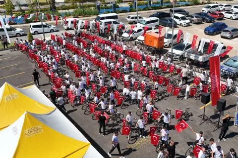 Gaziantep’te Yaz Kur’an Kursu öğrencilerine bisikletli ödül