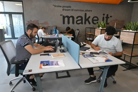Mersin'de Gençler ve Girişimciler İçin İki Yeni Merkez Açıldı