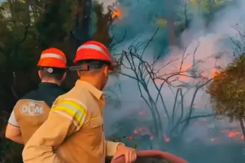 Marmaris Aksaz orman yangını kontrol altına alındı