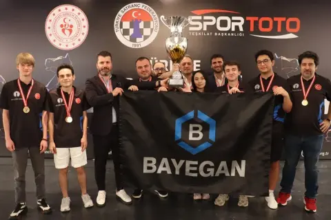 Bayegan Pendik: 15 maç, 15 galibiyet, 3. şampiyonluk