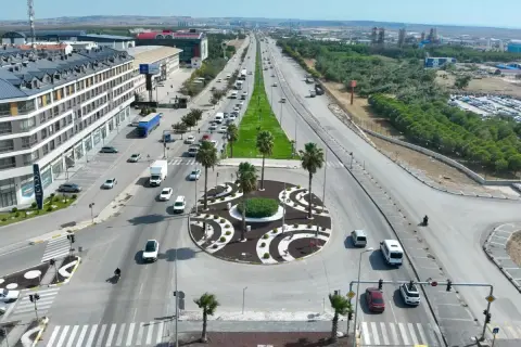 Bandırma'nın kent girişi baştan aşağı yenilendi