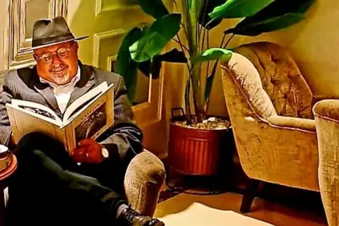 Necmi Cemal'in '50’de Dört' kitabı okuyucuyla buluştu