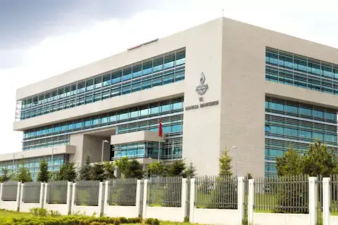 AYM'den "Yeni Parti"ye 30 günlük savunma hakkı