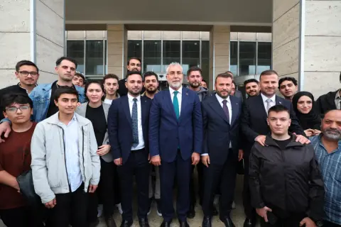 Bakan Işıkhan: İstihdam güçlenince ekonomi de güçlenir