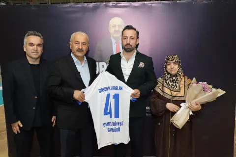 Gebze’de Dursun Ali Arslan Voleybol Turnuvası Açıldı