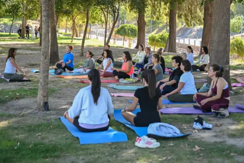 Bornova'da kadınlar yoga ile huzur buldu
