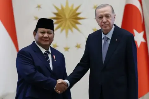 Erdoğan Subianto'yu Antalya COP31 Zirvesi'ne Davet Etti