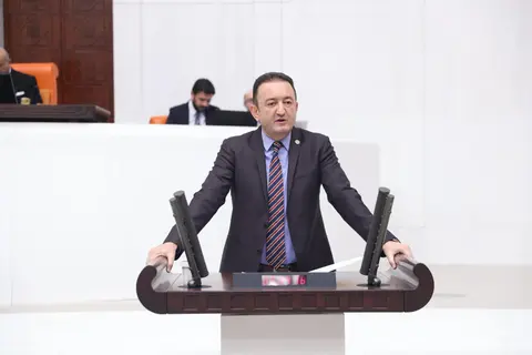 Bektaş, bitmeyen Çevre Yolu'nu Meclis'e taşıdı