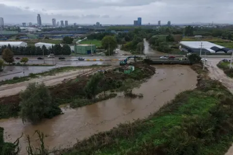Bursa Büyükşehir'den yağışta 645 olaya müdahale