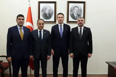 Mardin Heksesi Bakan Bayraktar'dan Enerji Taahhüdü Aldı