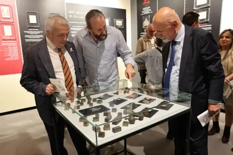 Nilüfer'de Cumhuriyet pulları sergisi açıldı