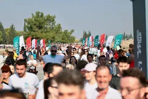 Denizli'de Lykos Yarı Maratonu rekoru: 20 bin koşucu