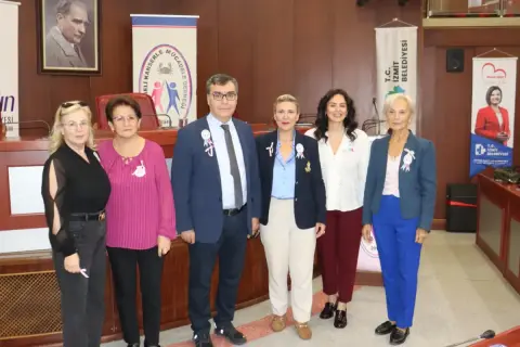 İzmit'te Meme Kanseri Semineri: Erken Tanı Hayat Kurtarır