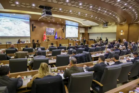 Bursa Meclisi'nde çilek tazminatı kararı: Çiftçilere bedelsiz fide