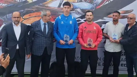 Avrupa 3'lüsü Ramazan Yılmaz 'Yılın Sporcusu' oldu
