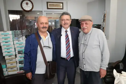 Başkan Genç: Esnaf ve vatandaşlarla yüz yüze