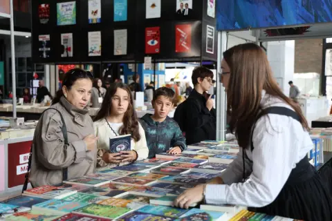 16. Kocaeli Kitap Fuarı Açıldı: Roman ve Hatırat İzinde