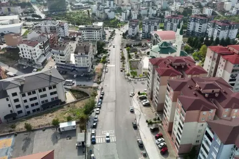 Çayırova'da Bahriye Üçok Caddesi 'prestij cadde'ye dönüşüyor