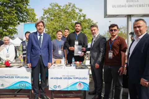 Bursa'da üniversitelilere 'Hoş geldin': 12. yıl töreni