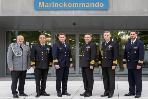 Türkiye-Almanya deniz kuvvetleri Rostock'ta buluştu