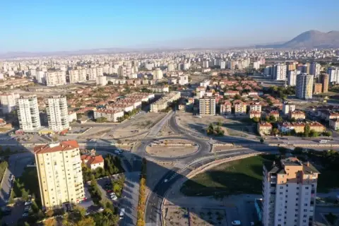 Kocasinan'da akıllı kavşaklar trafiği akıtıyor