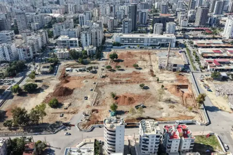 Mersin'e 38 Bin Metrekarelik Yeni Kent Meydanı