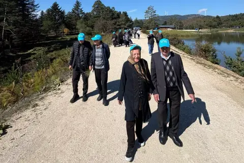 YADEM yaşlıları Karagöl'de doğayla buluştu