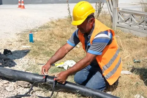 Çifteler'de su hatları yenilendi, basınç sorunu çözüldü