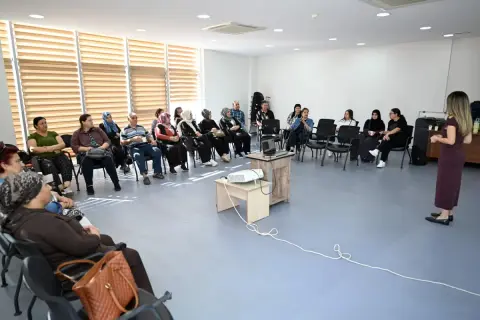 Mersin’de ailelere güvenli internet eğitimi