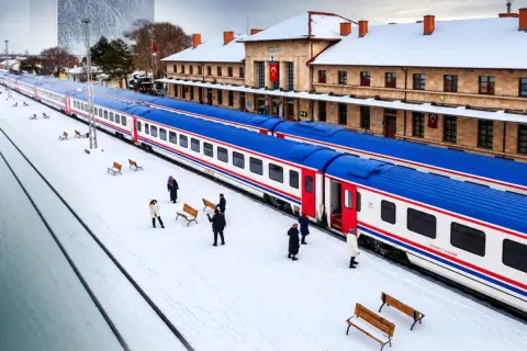 Turistik Doğu Ekspresi biletleri yarın 13.55'te satışta