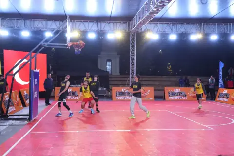Hermanos Konya'da 3x3 Basketbol Şampiyonu Oldu